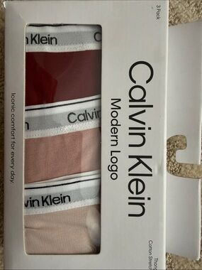 Calvin Klein 3-Pack Boxer Briefs in Red and Pink Tones
